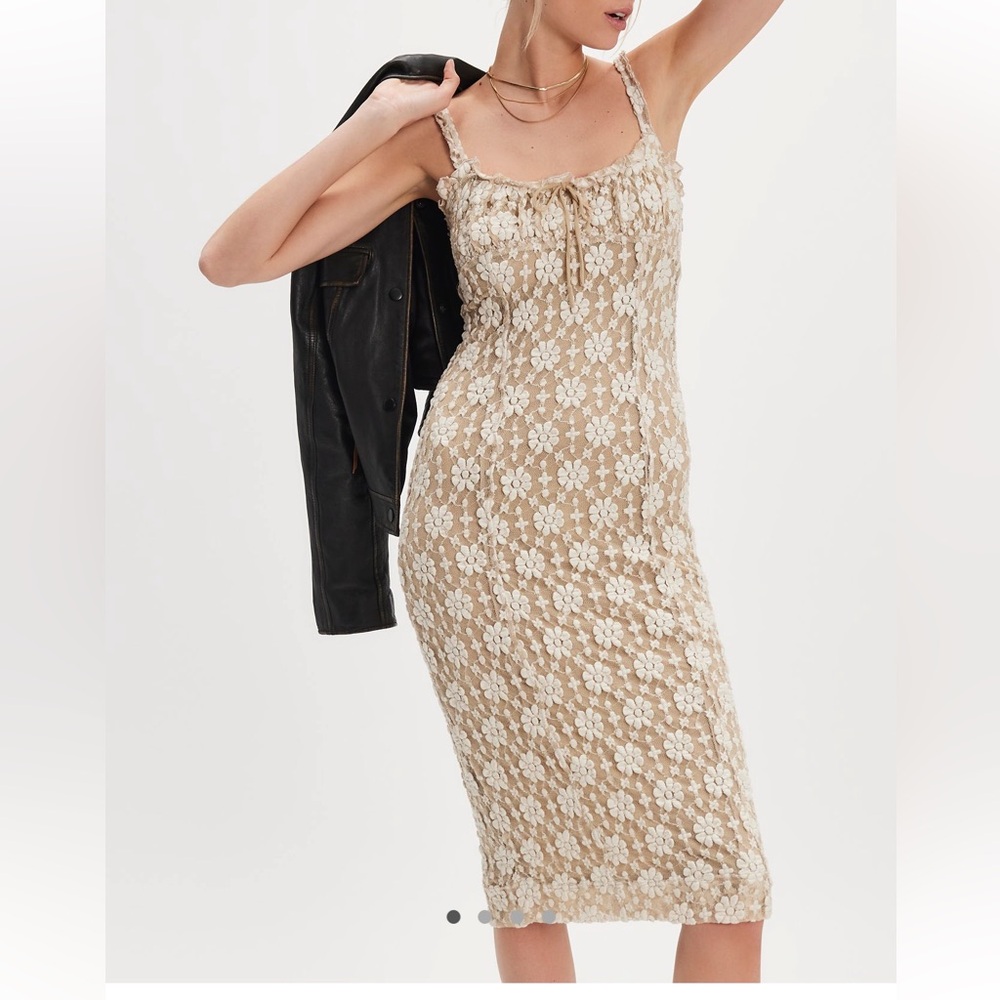 NWT Free People Lucinda Lace Midi Dress in Puff Pastry Combo
